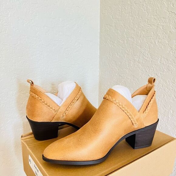 JOURNEE COLLECTION Sophie Braided Strap Bootie, Block Heel, Tan, Size 11,‎ NWT - Picture 12 of 14